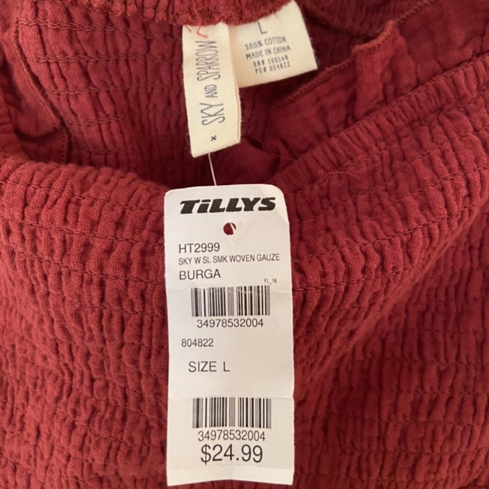 Tilly's Ruched Crop Top - Picture 2 of 4